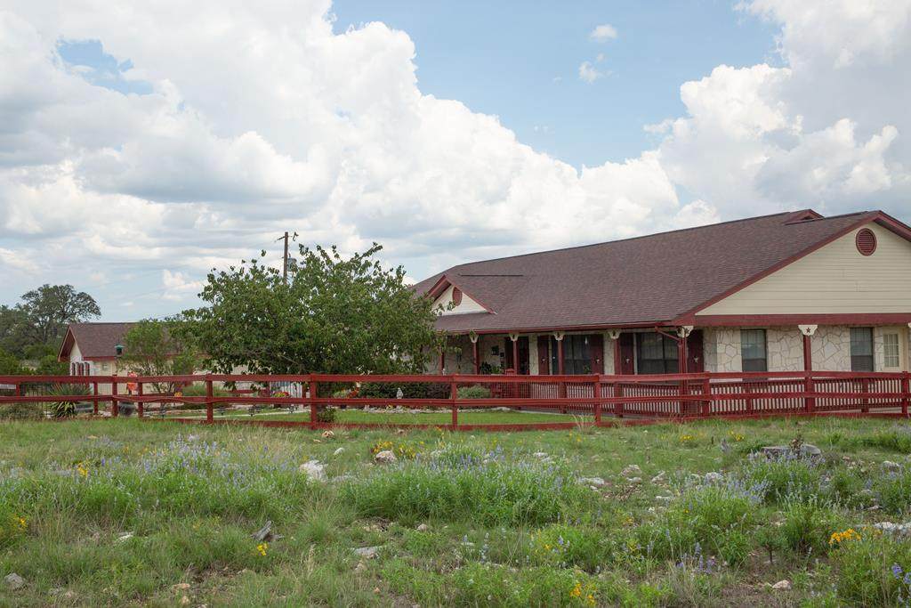 1109 Shin Oak Way - Photo 1
