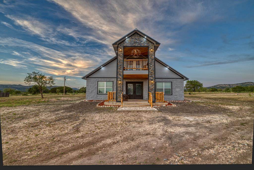 136 Cardinal Dr - Photo 1
