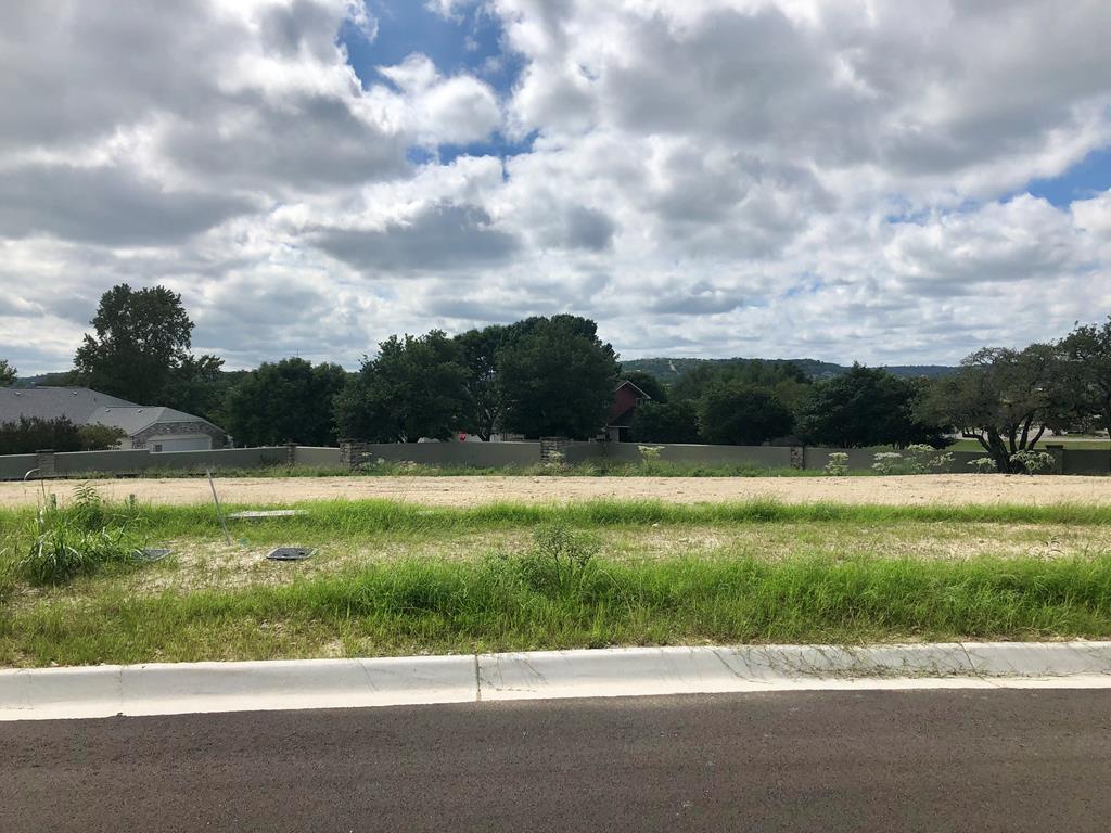1805 Chateau Lane - Photo 1