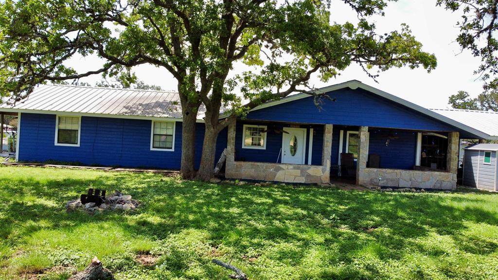 524 Elmwood Dr - Photo 1