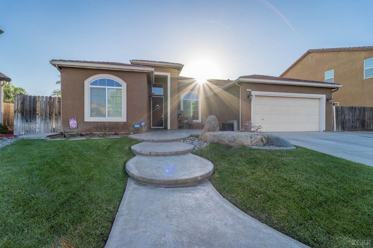 1427 Monsecco Street - Photo 1