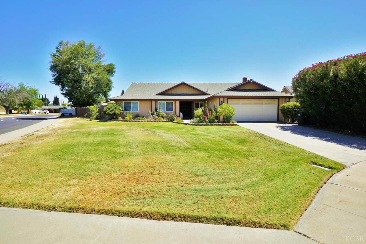 465 Mike Court - Photo 1