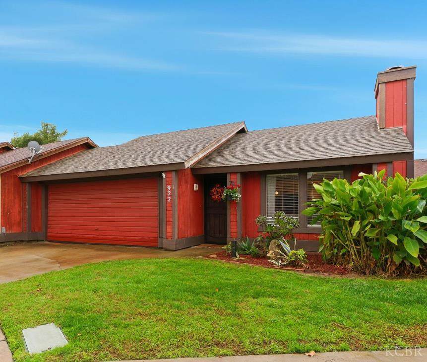 922 Oakridge Avenue - Photo 1