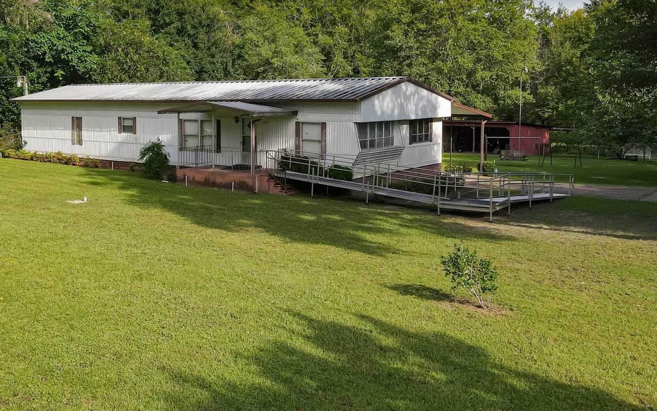 111 Riddle Lane - Photo 1
