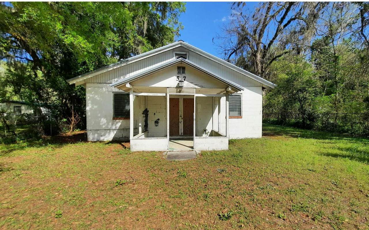 507 Railroad Ave - Photo 1