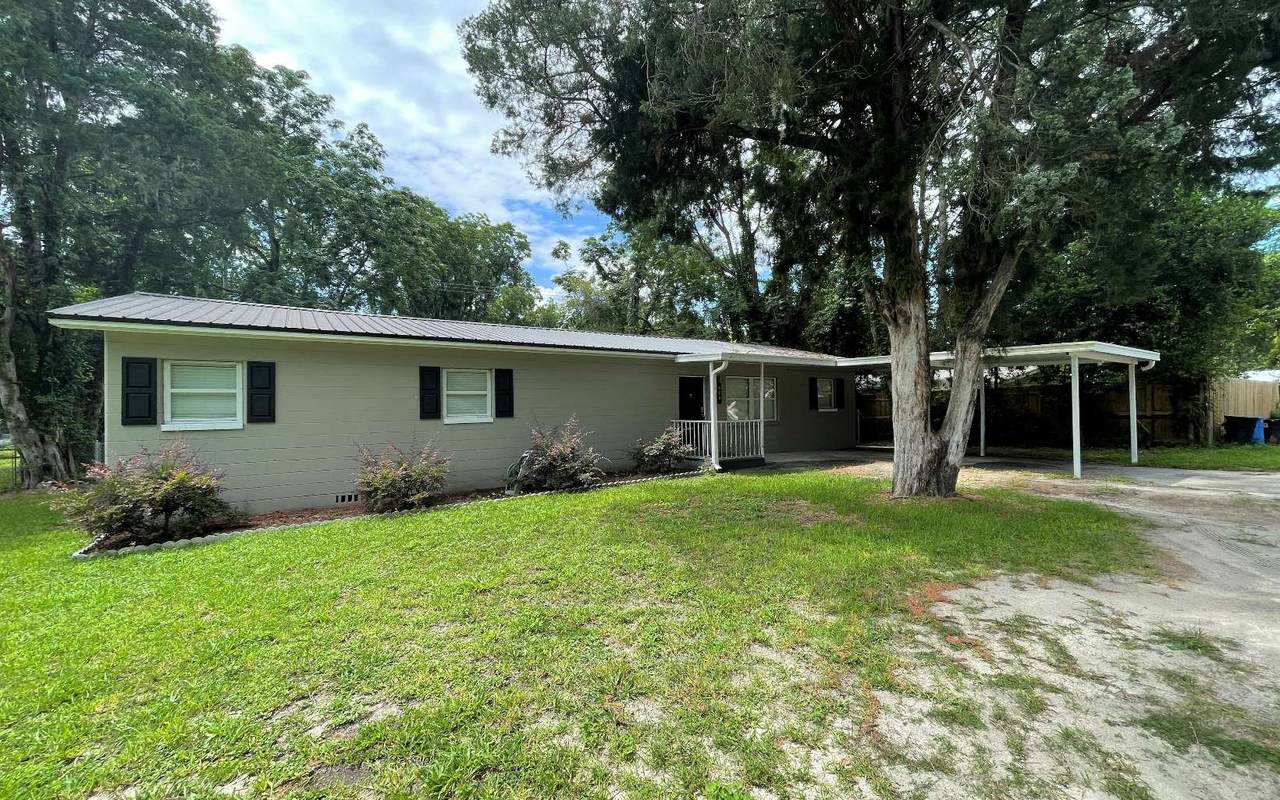 604 Country Club Rd - Photo 1