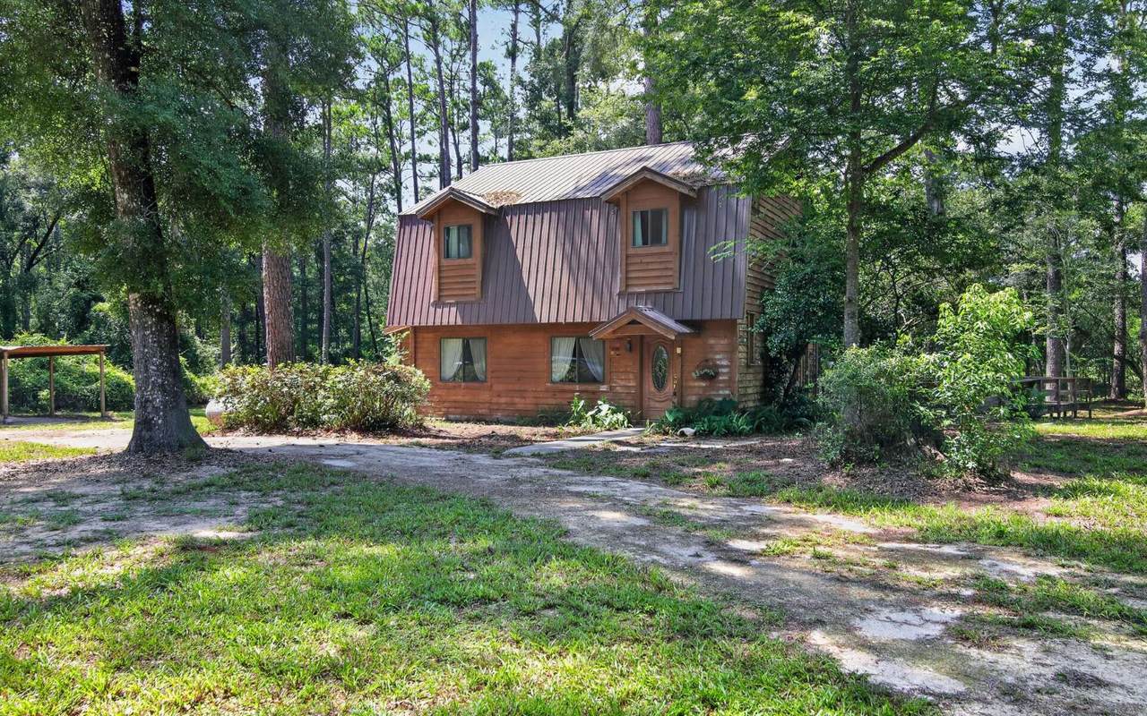 26087 83RD RD - Photo 1