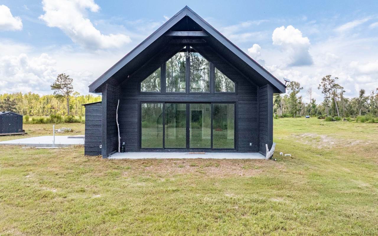 138 Gaskin Way - Photo 1