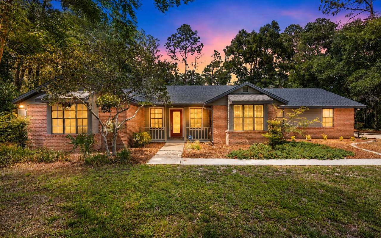 1643 Frontier Dr - Photo 1