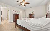 1612 Saint James Court - Photo 11