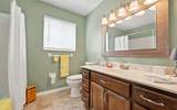 1612 Saint James Court - Photo 15
