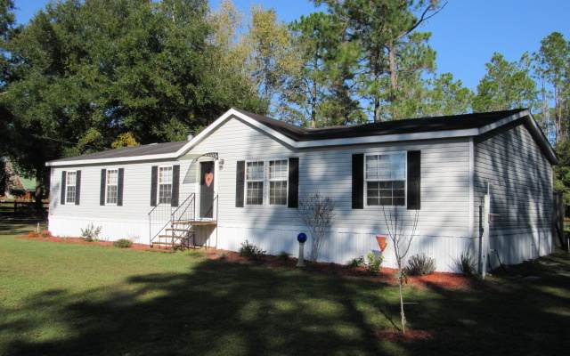 5718 State Road 6 - Photo 1
