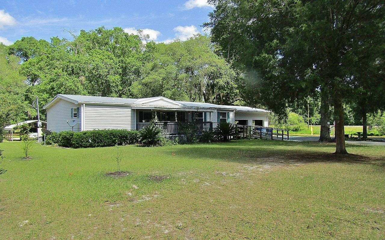 11047 69TH LANE - Photo 1