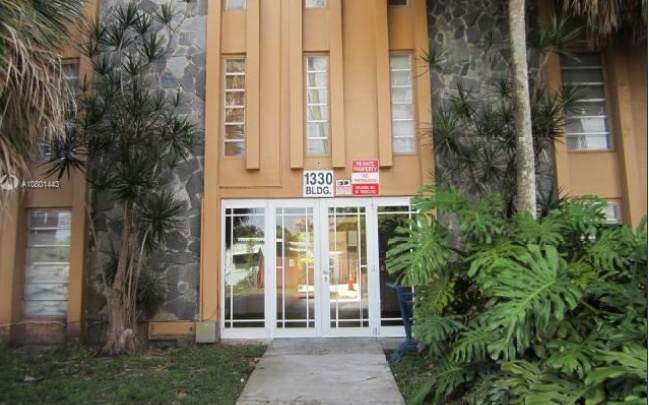 1330 54TH ST APT 212C - Photo 1