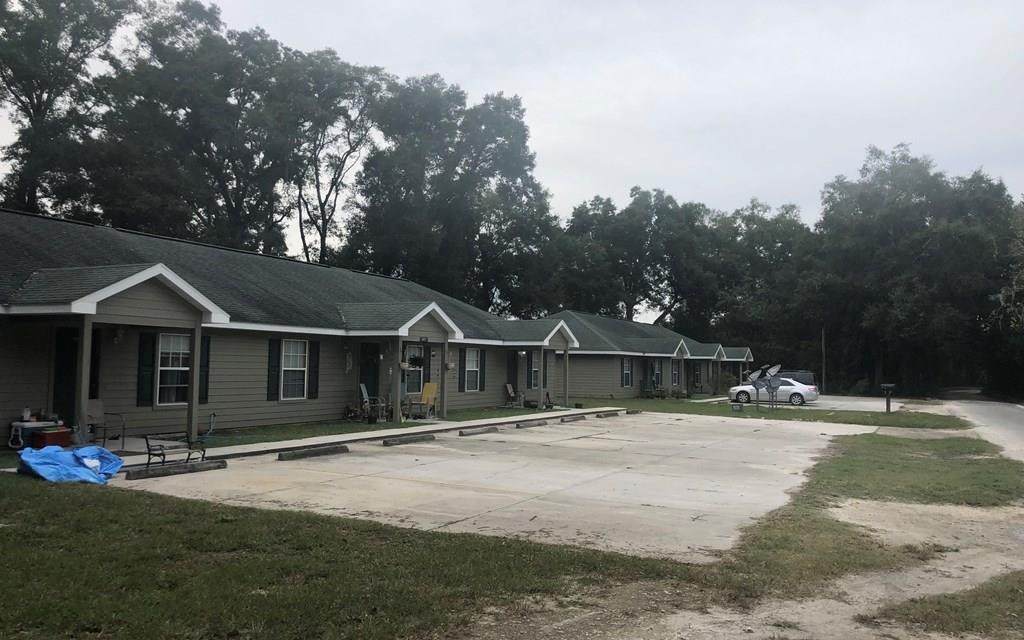 1439 Paris Street - Photo 1