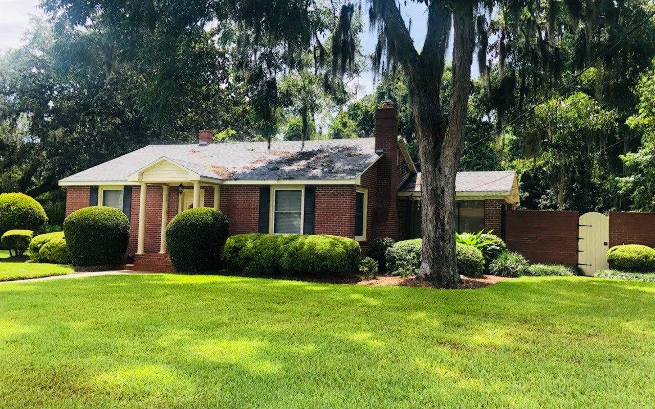 732 Suwannee Avenue Sw - Photo 1