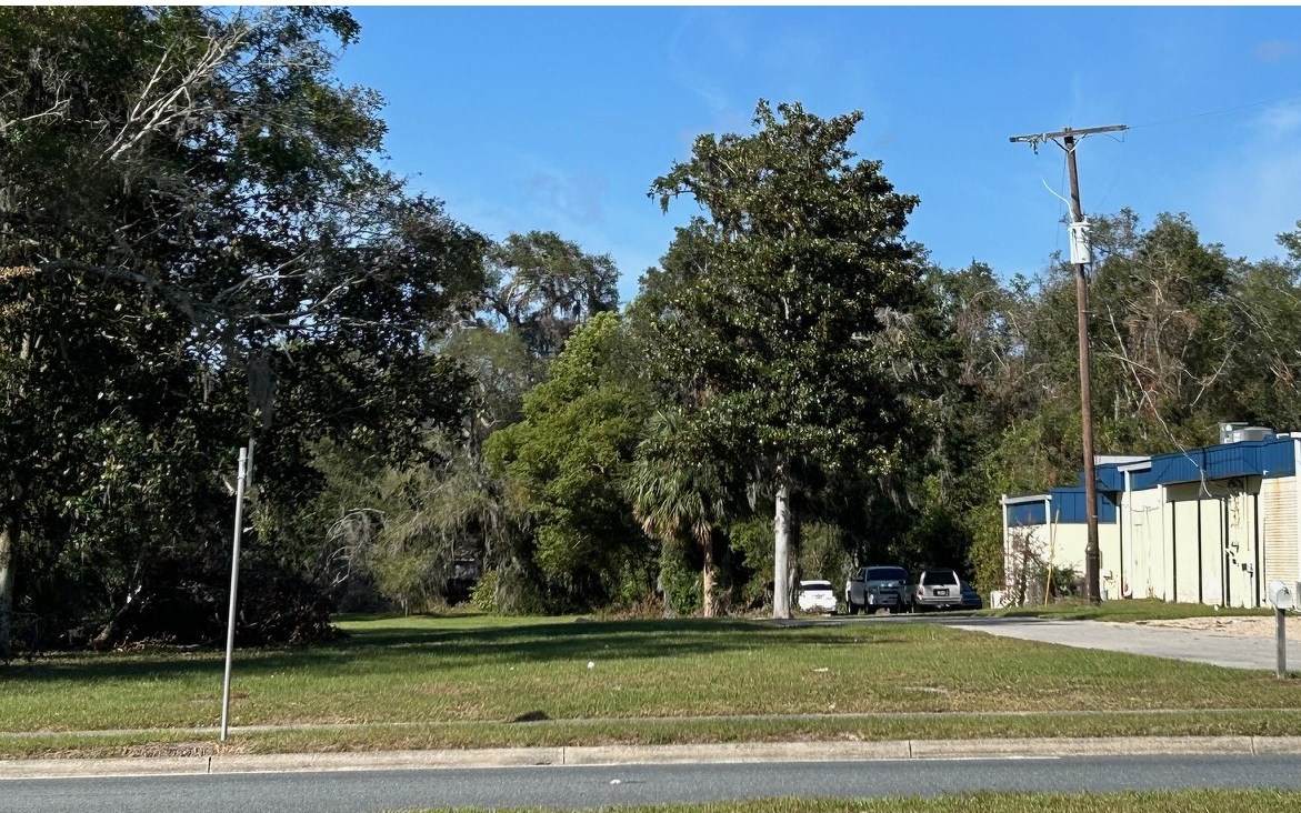 846 Main Boulevard - Photo 1