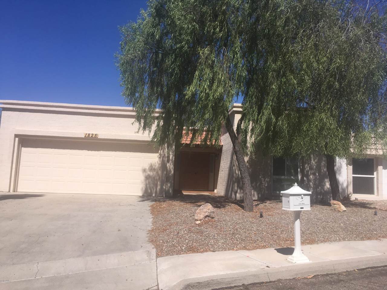 1825 Los Lagos Cir - Photo 1