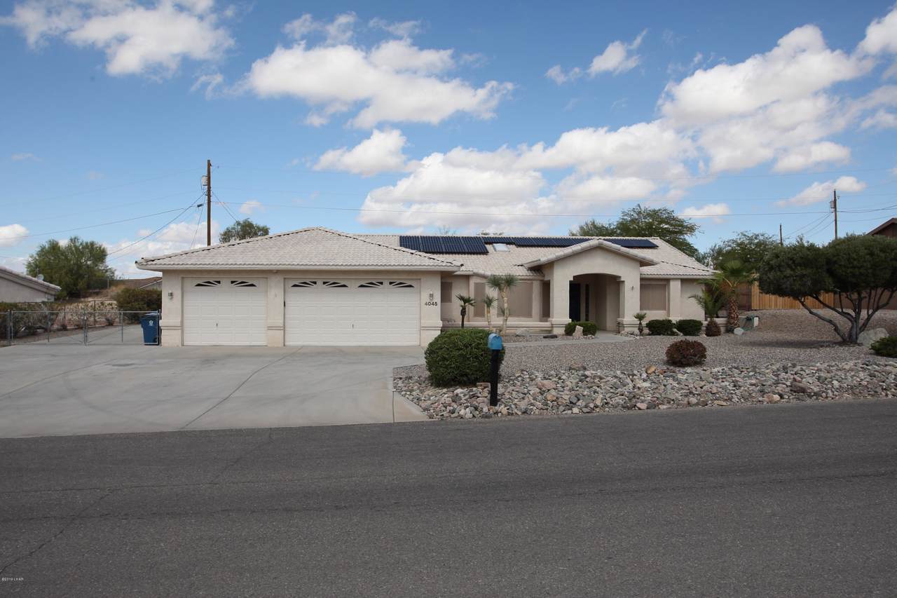 4045 Carlsbad Dr - Photo 1