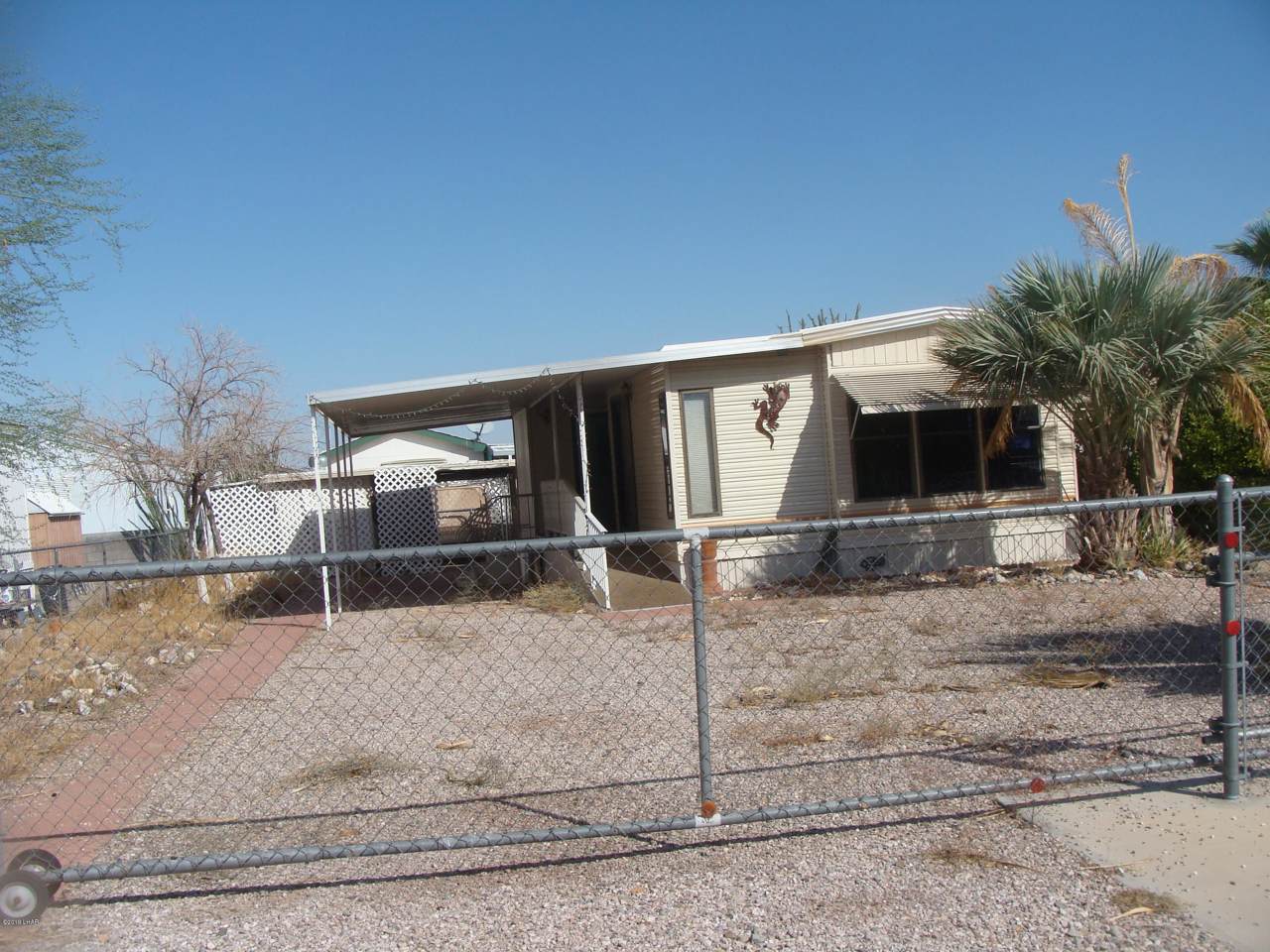 638 Emerald Ave - Photo 1