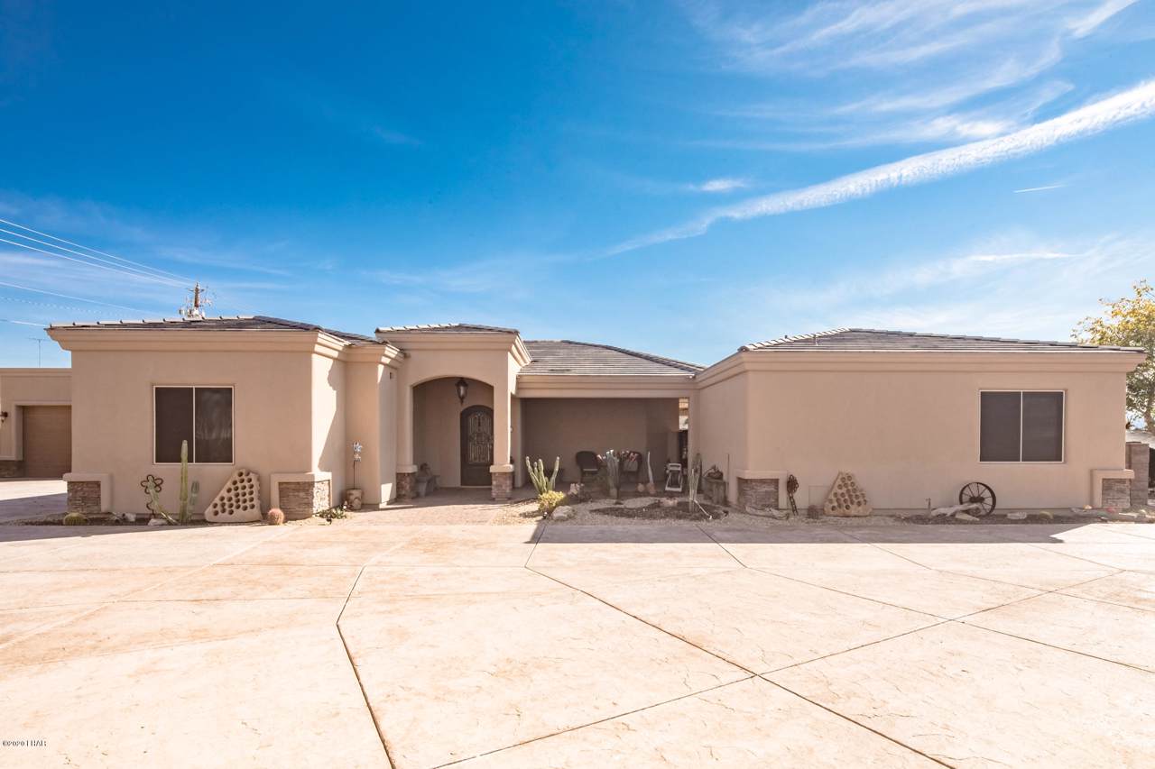 2989 Appaloosa Ln - Photo 1