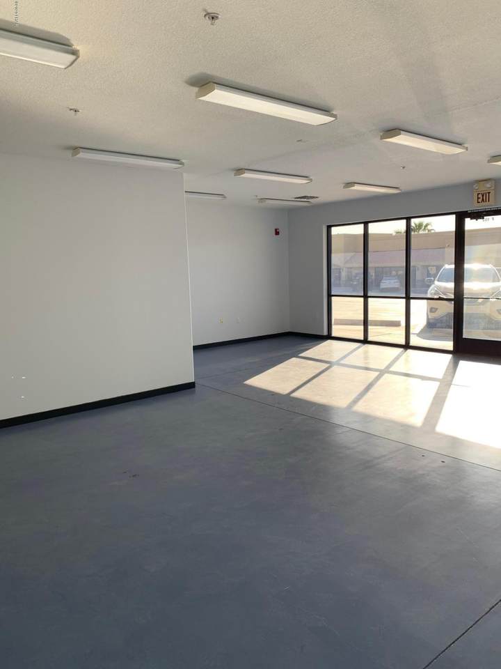 1100 London Bridge Rd - Photo 1