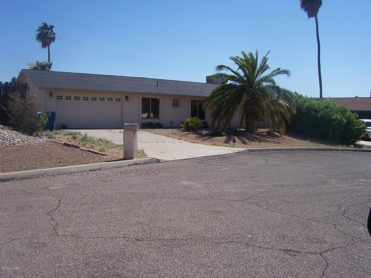 1970 Park Terrace Pl - Photo 1