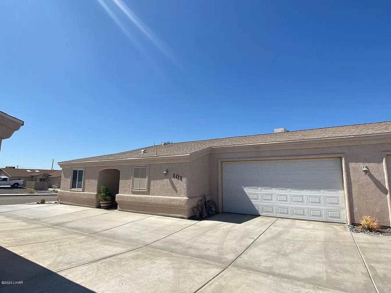 2085 Sandwood Dr - Photo 1