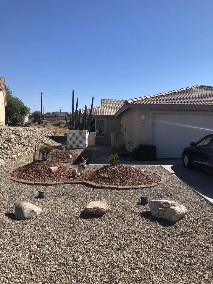 1520 Pebble Dr - Photo 1