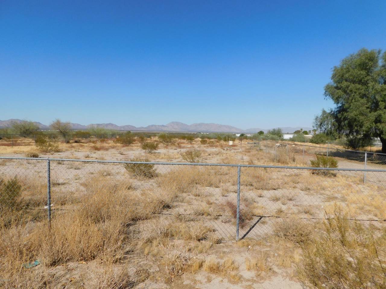 66477 65th St - Photo 1