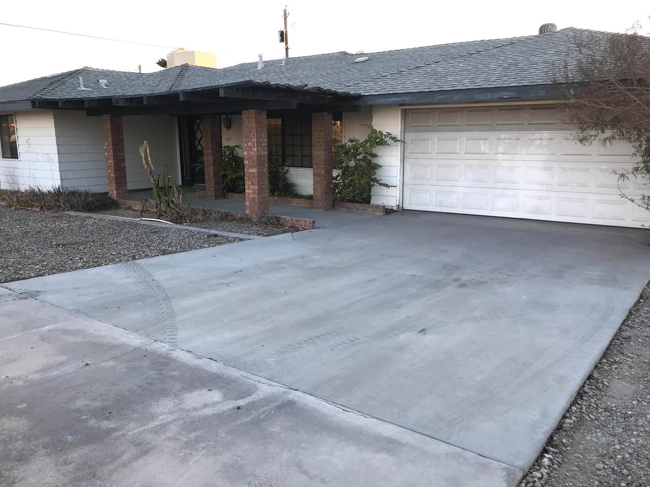 977 Wigwam Dr - Photo 1
