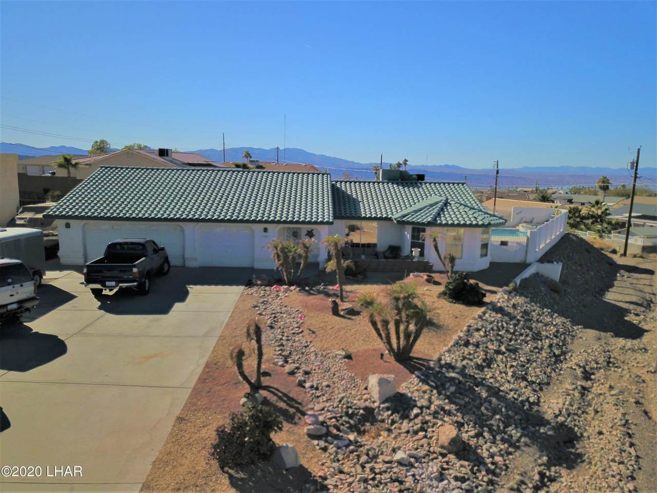 3941 Albacore Ln - Photo 1