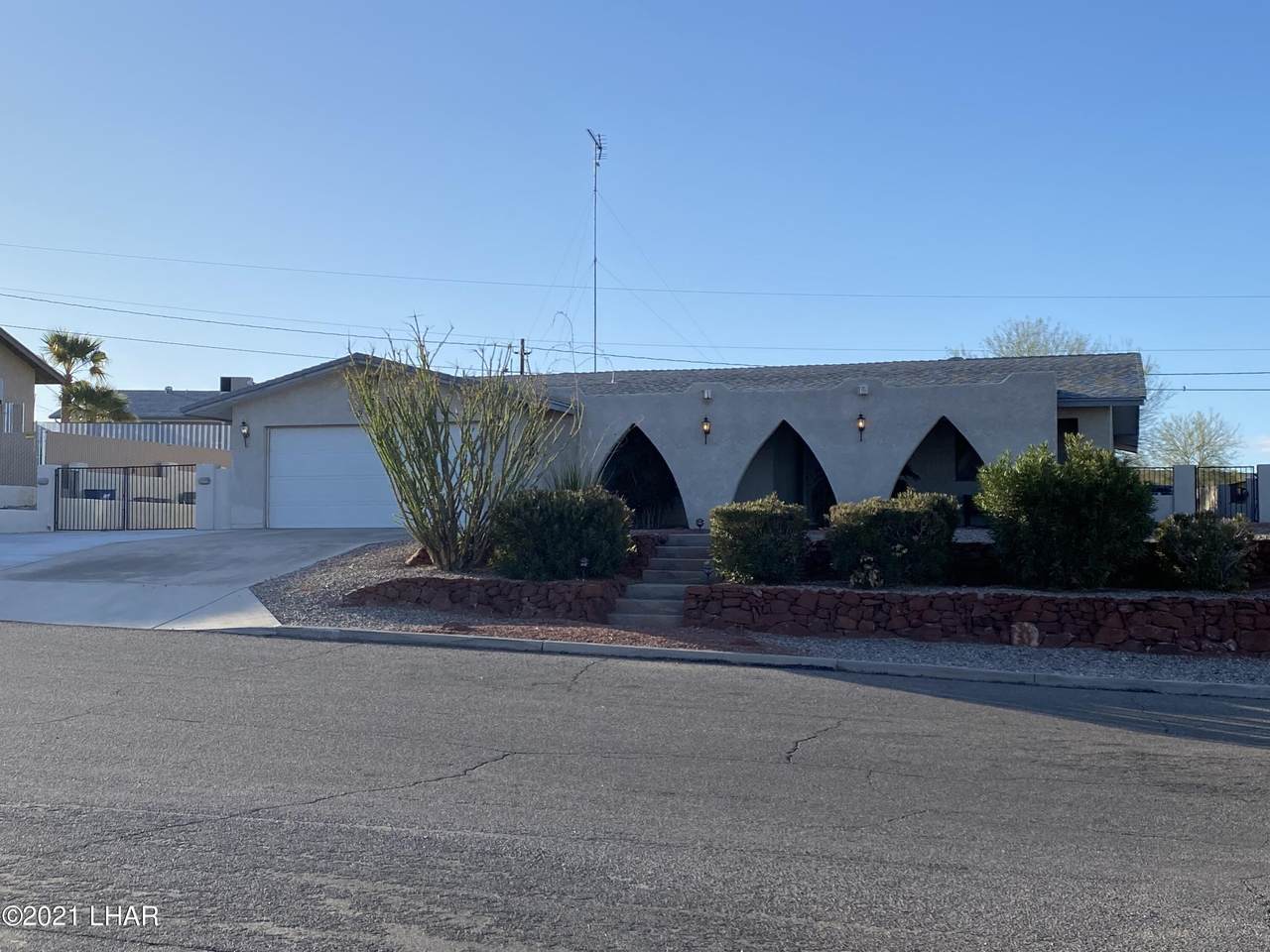 2840 Pony Dr - Photo 1