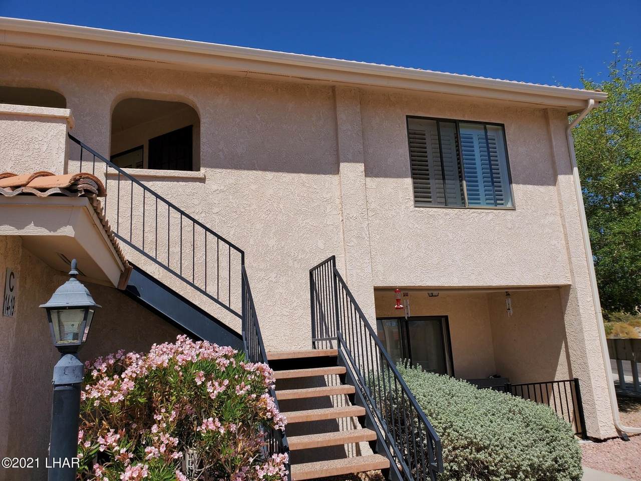 2095 Mesquite Ave - Photo 1