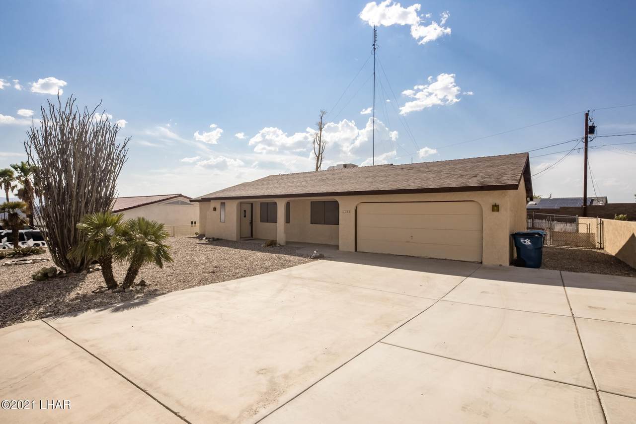 4209 Highlander Ave - Photo 1