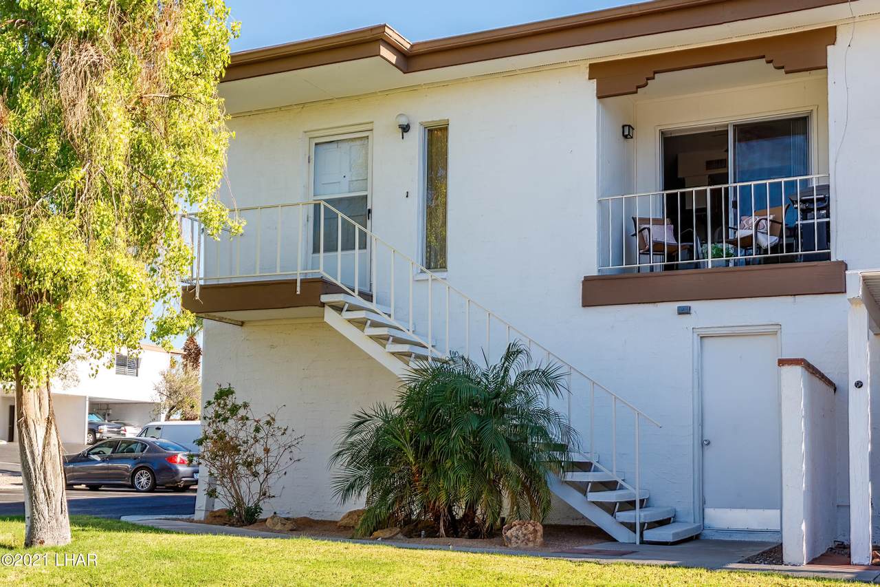 1744 Los Lagos Dr - Photo 1