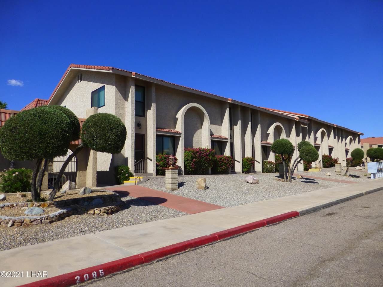 2085 Mesquite Ave - Photo 1