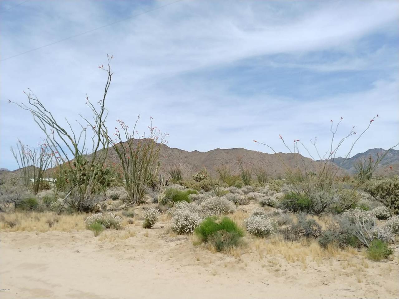 -822 Lone Ranger Rd - Photo 1