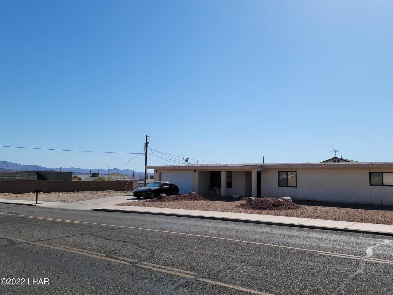 195 Riviera Dr - Photo 1