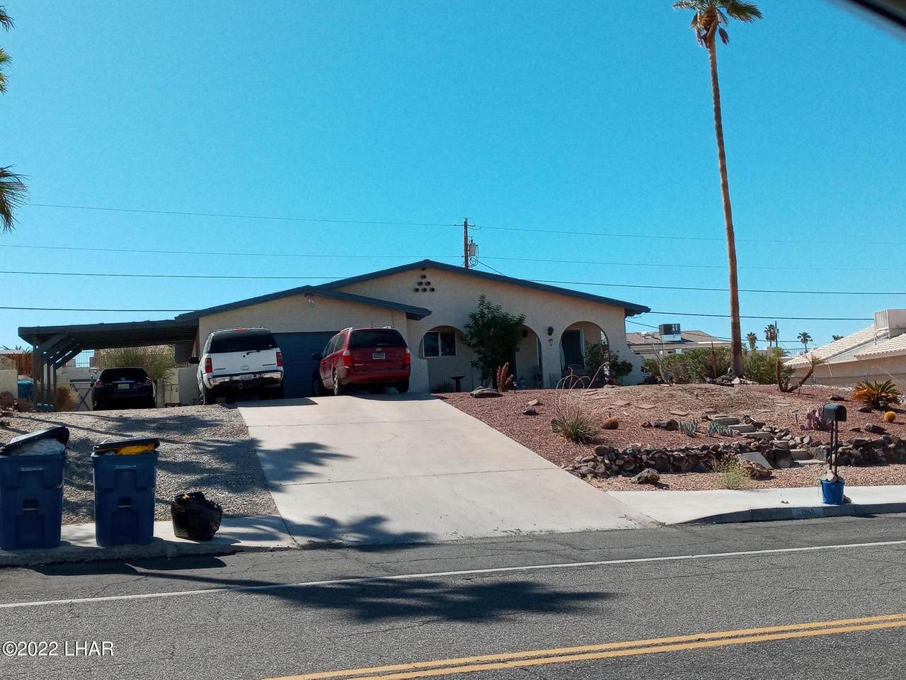 2960 Daytona Ave - Photo 1