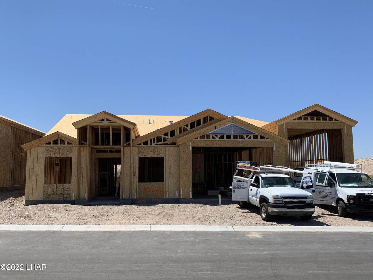 1752 Raintree Ave - Photo 1