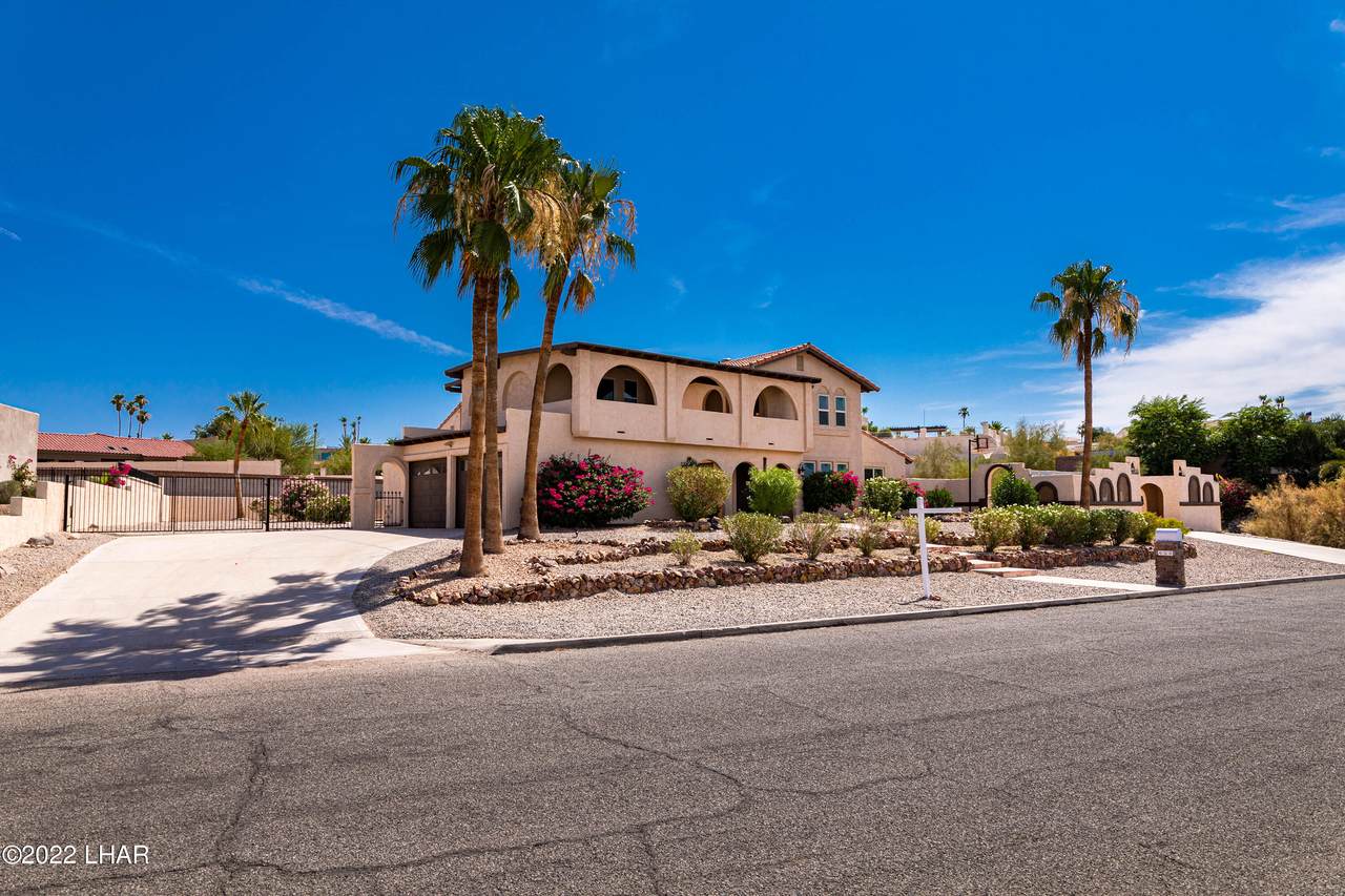 660 Hagen Dr - Photo 1