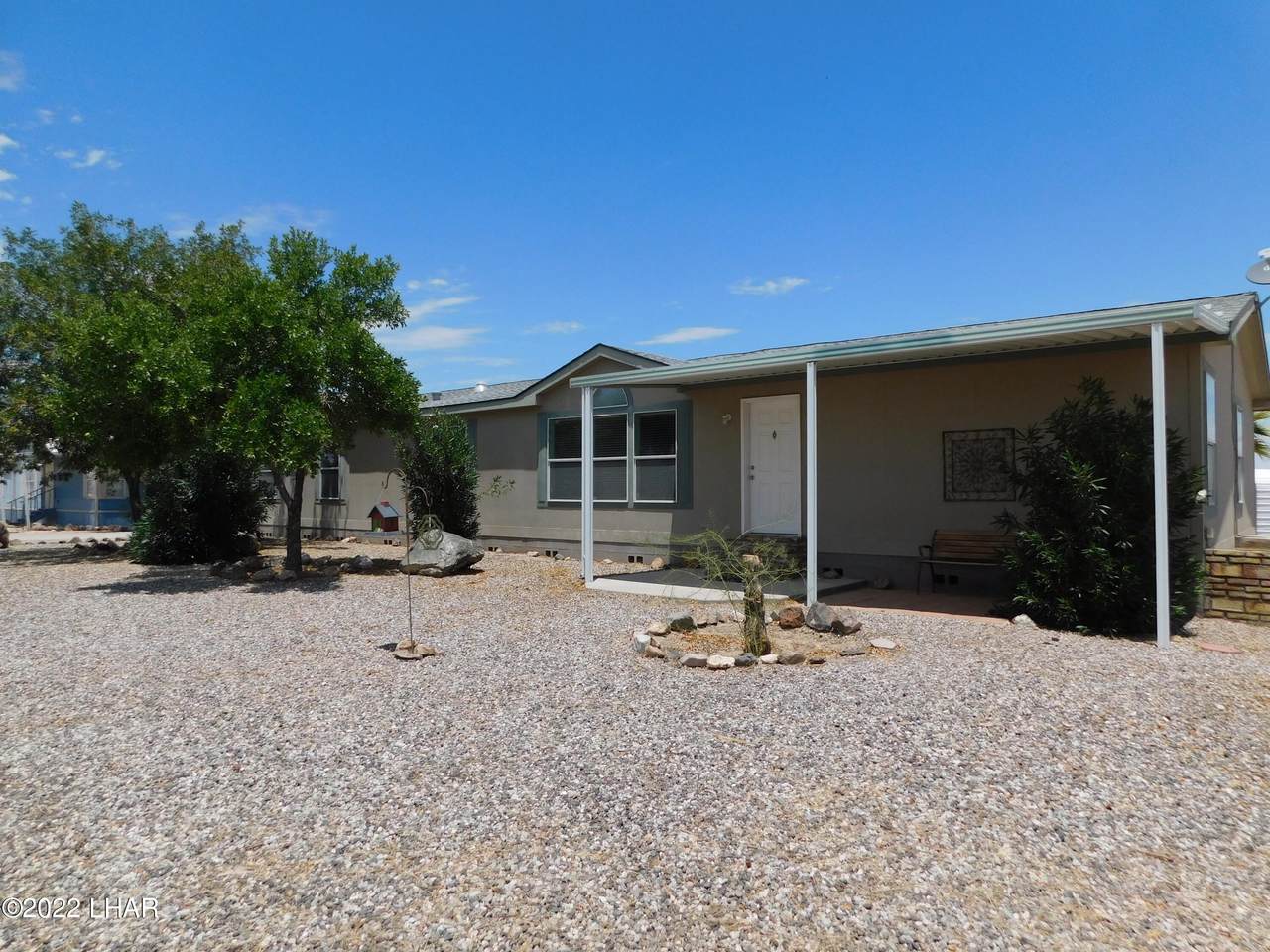 996 Pyramid St - Photo 1