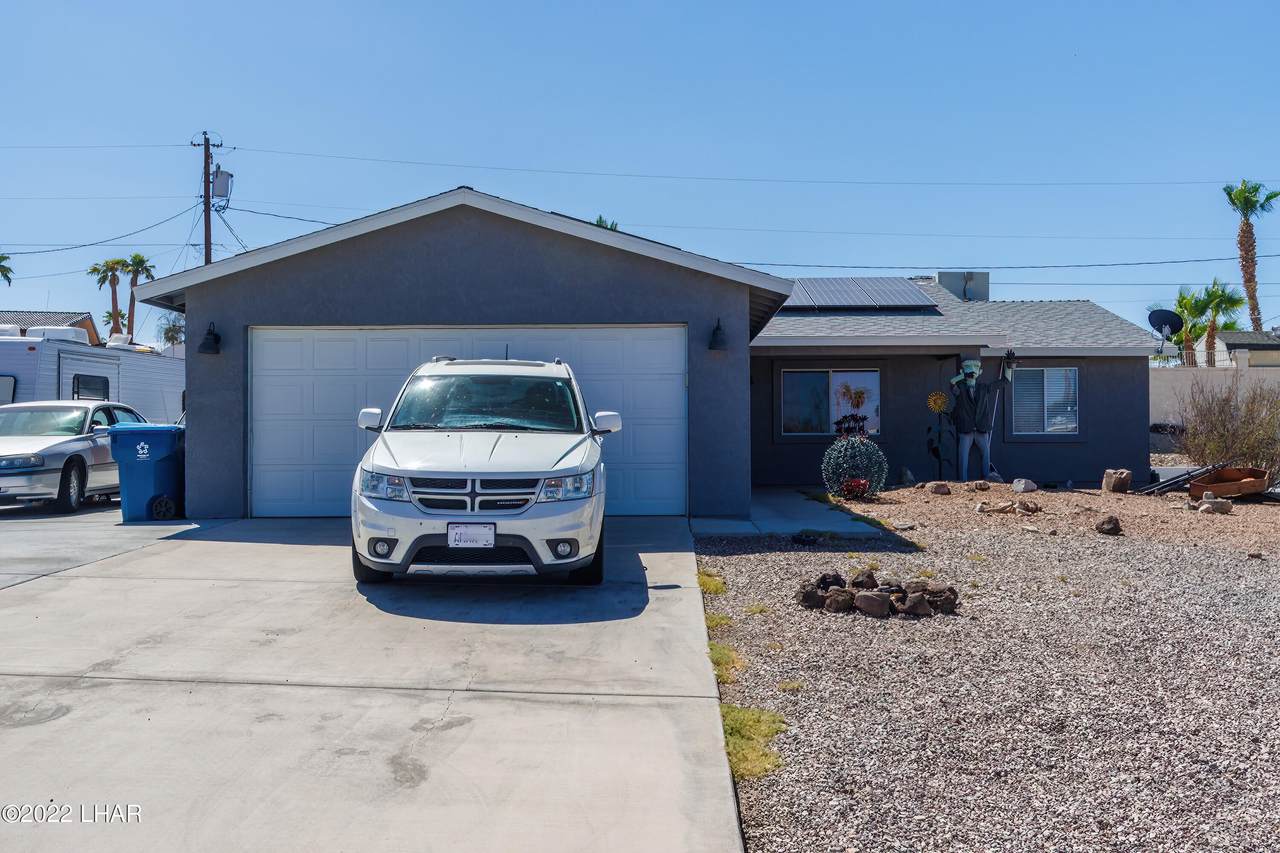 3052 Saratoga Ave - Photo 1