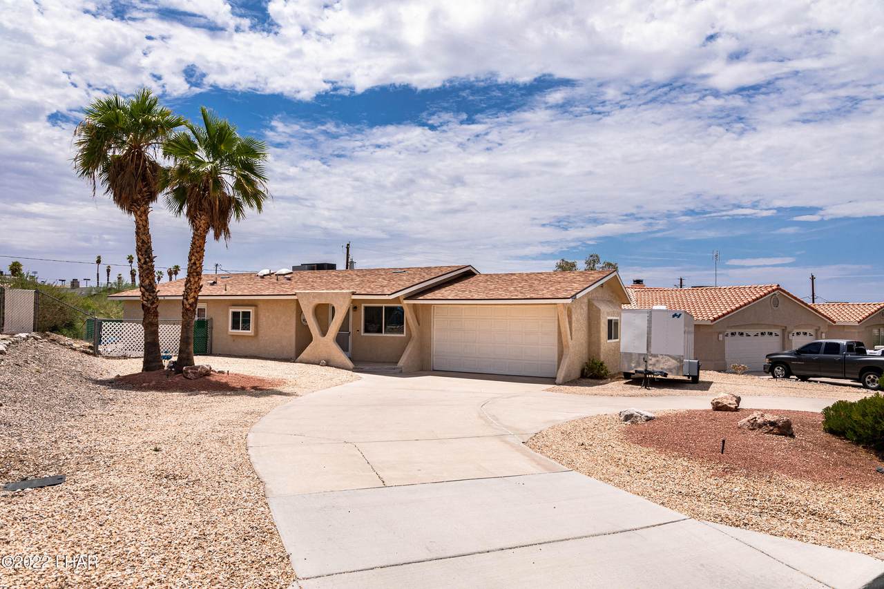2548 Rainbow Ave - Photo 1