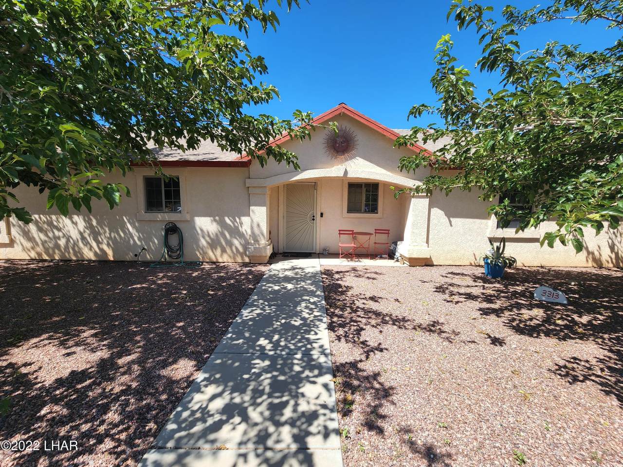 3313 Calumet Ave - Photo 1