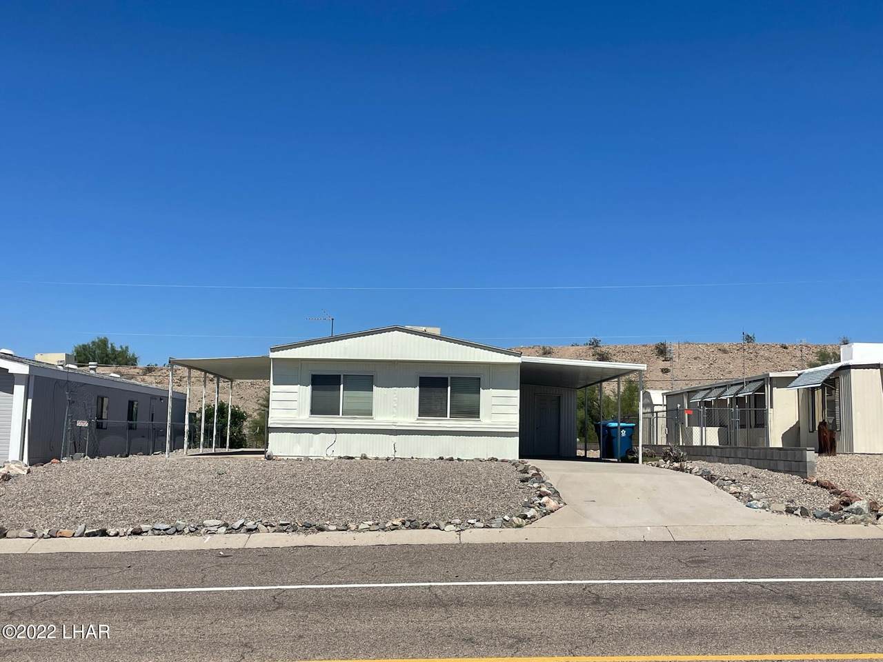 3138 Lake Dr - Photo 1