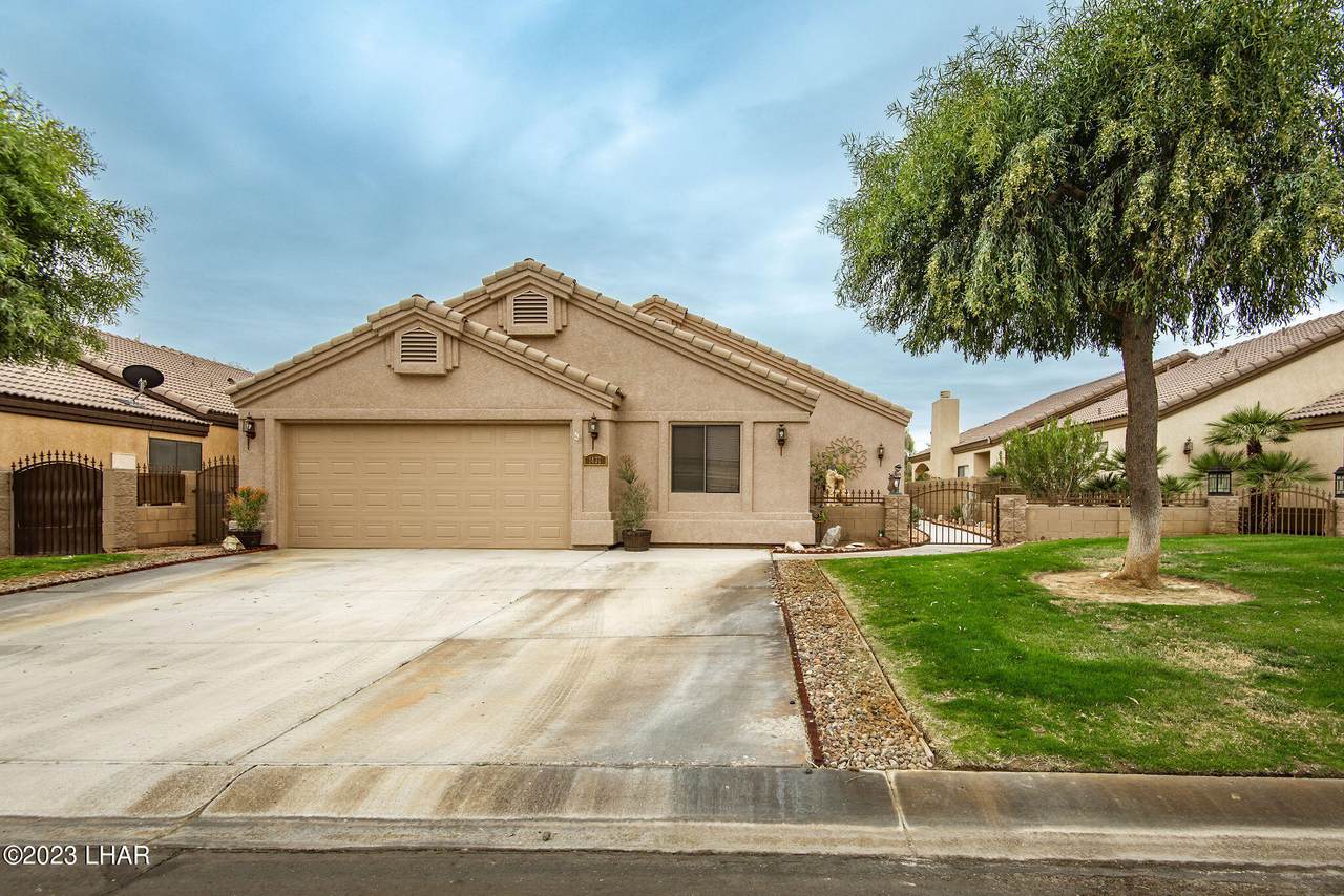 1437 Palm Dr - Photo 1