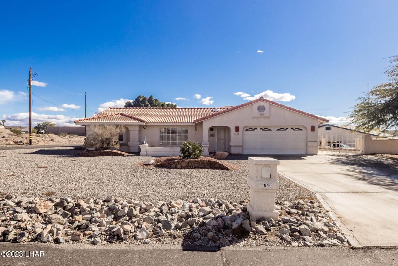 1530 Sandy Dr - Photo 1