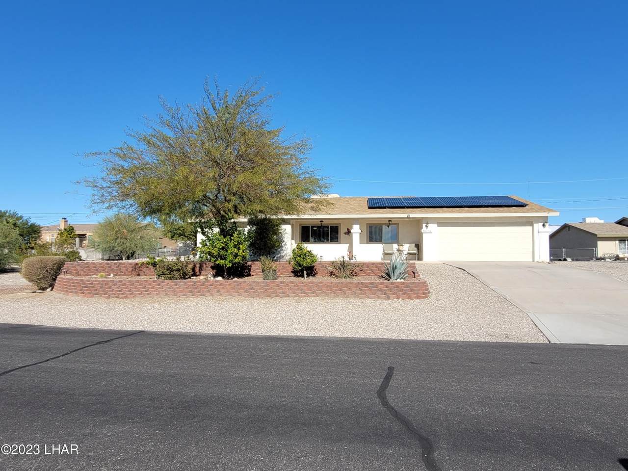 3615 Sunny Point Dr - Photo 1